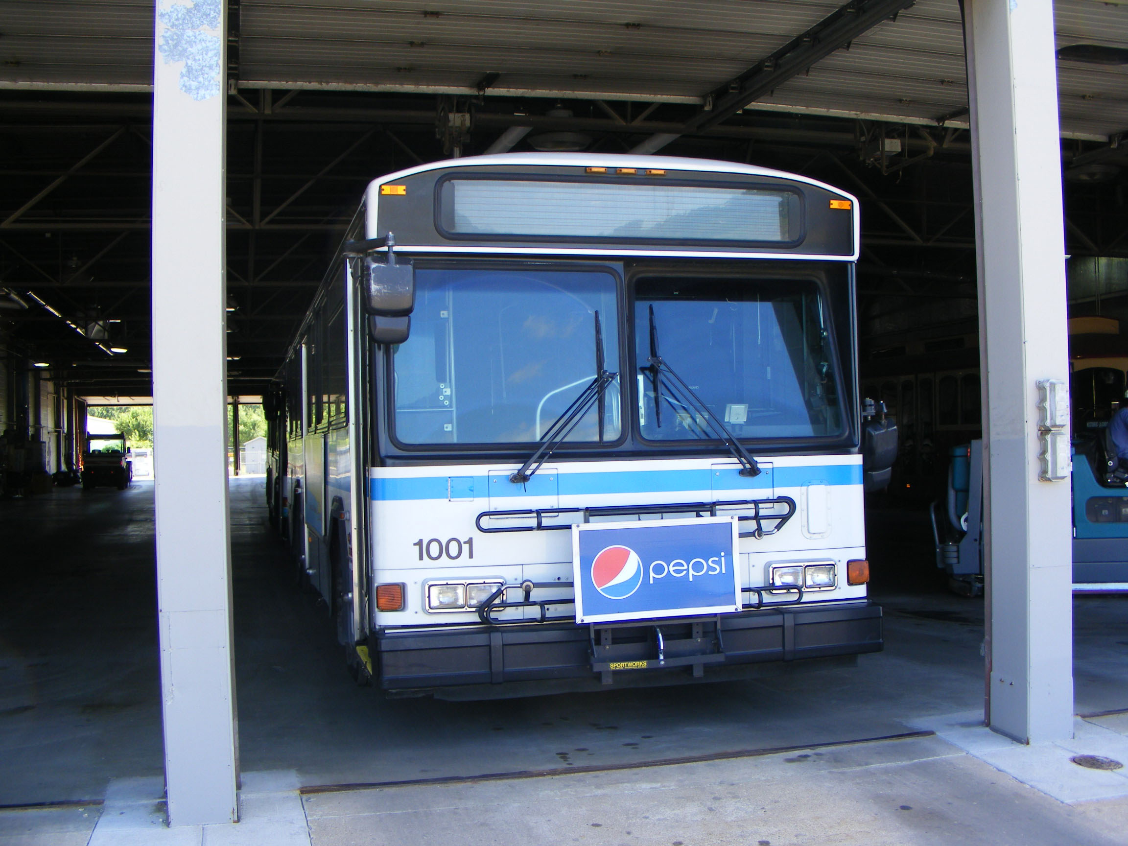 La Crosse MTU SHOWBUS AMERICA BUS IMAGE GALLERY